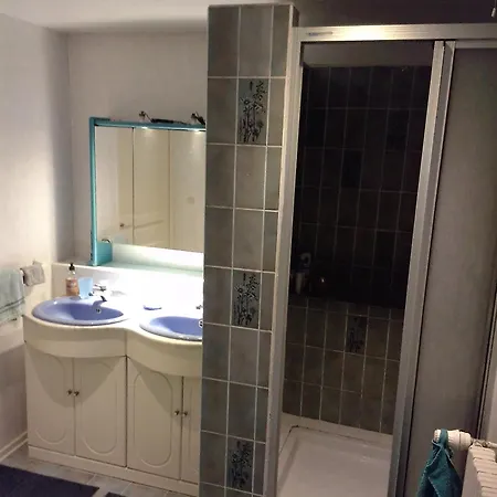 La Roseliere Bazenville